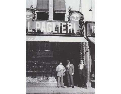 La bottega Paglieri in piazza Vittorio Emanuele ad Alessandria, 1923
