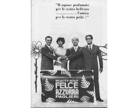 Paglieri ebbe uno storico sodalizio con il Quartetto Cetra, protagonista di réeclame e "Caroselli" negli anni sessanta
