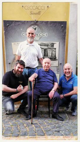 Le generazioni Ceccacci si avvicendano: da sinistra Massimiliano, Aureliano, Roberto (figlio del cav. Giovanni) e Paolo  
