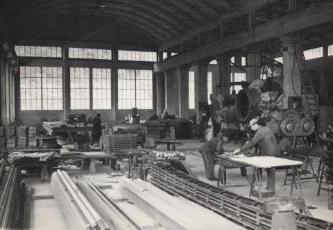 Il reparto officina negli anni sessanta