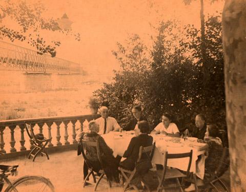 Una tranquilla domenica in trattoria (inizi del Novecento)
