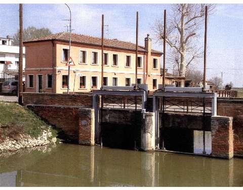 Foto attuale dell'immobile sede della Trattoria al Ponte