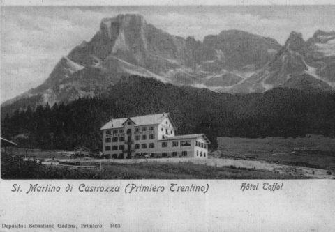 Il nucleo iniziale dell'albergo Toffol, 1895 
