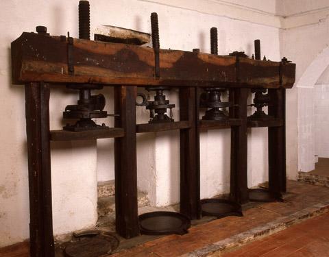 Antiche presse da olio e da vino