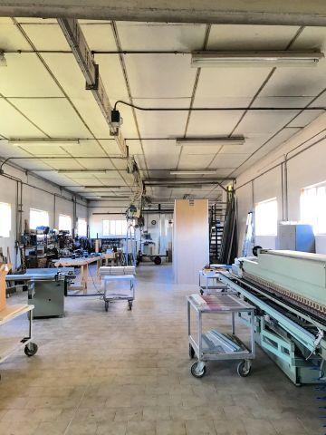 L'interno della falegnameria 