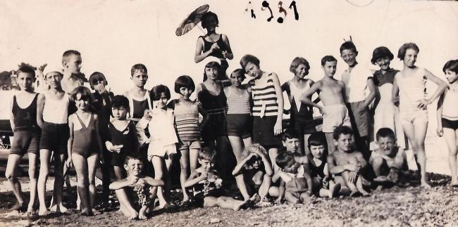 Bambini in colonia, 1931
