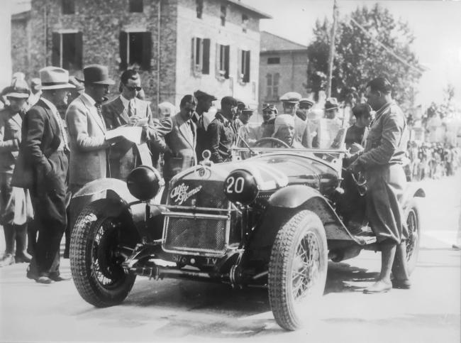 Giulio Dalla Mura alla partenza della gara da Poggio Berceto, 1933 