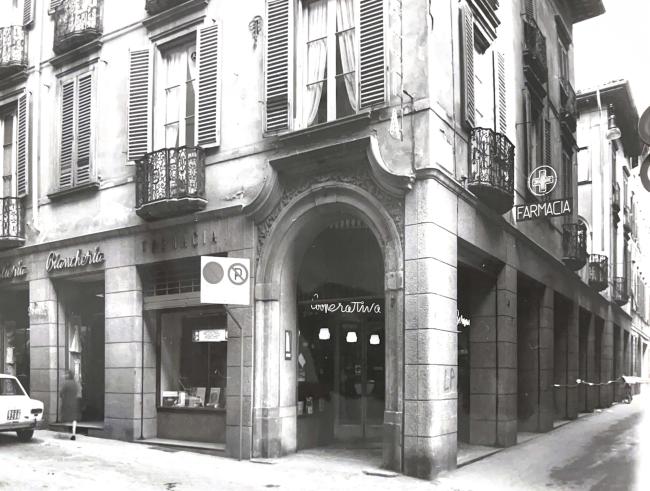 La farmacia di via Ruspini, anni Sessanta