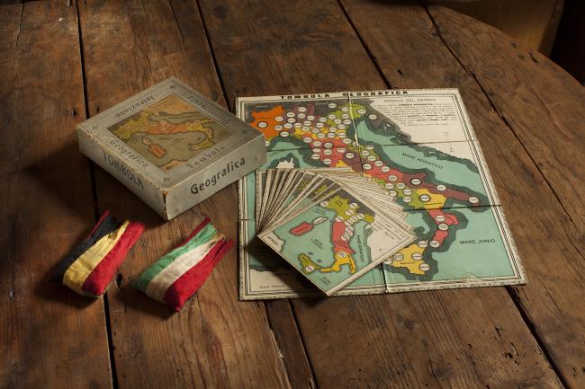 Tombola geografica prodotta dalla Ditta Giustacchini Giuseppe, inizi Novecento. Brescia, archivio storico Giustacchini