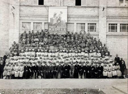 Foto di gruppo dei dipendenti, 1923