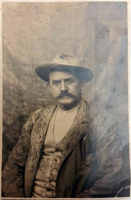 Pier Paolo Chiari, fondatore dell'attività, fine Ottocento