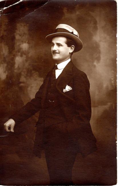 Ritratto di Cosimo Carparelli, anni Venti del Novecento