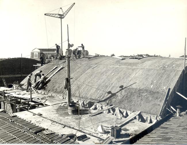 Costruzione Vitasol in via Corsia a Brescia (1952)