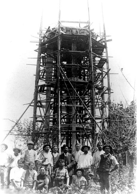 Costruzione dell'acquedotto: Innocente Guffanti, figli e maestranze (1914)