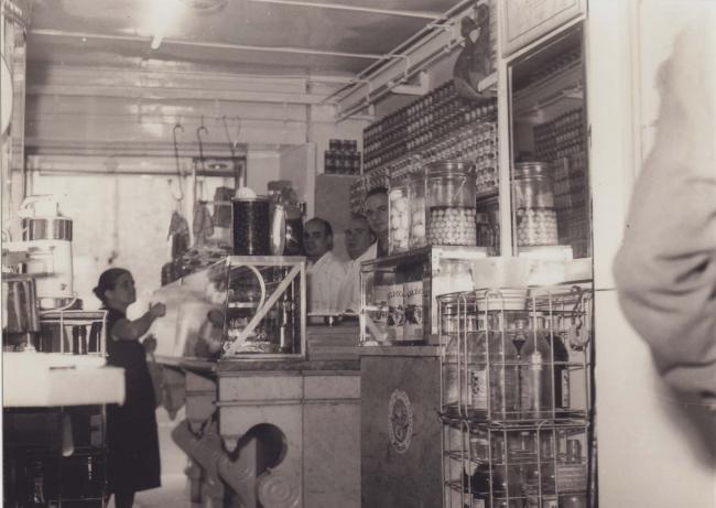Foto storica del negozio