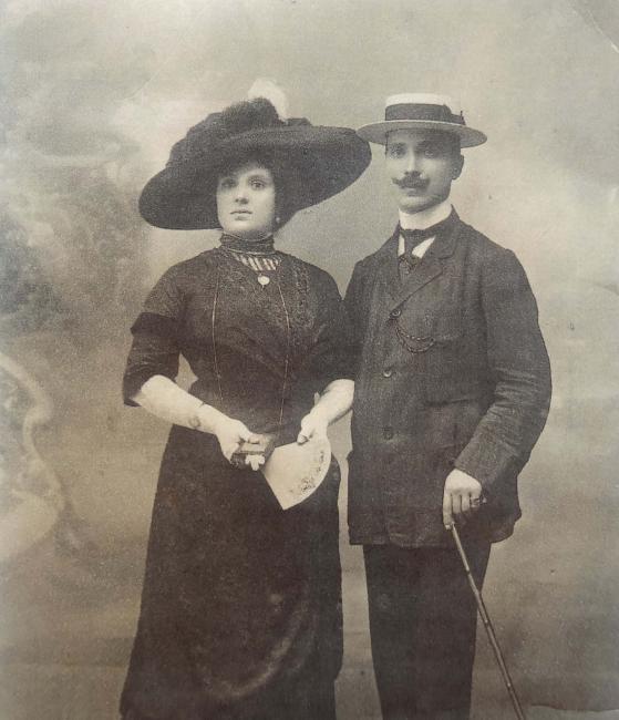 Il gioielliere Nicola Mossa ritratto con la moglie Carmela, 1912
