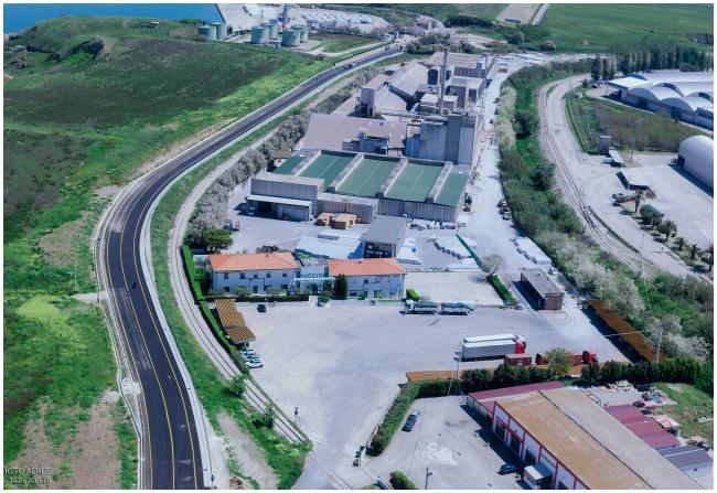 Veduta aerea del complesso industriale, anni Dieci del Duemila