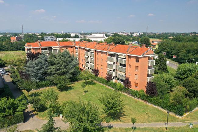 La Residenza Sant'Albino a Monza, edificata a fine anni Ottanta