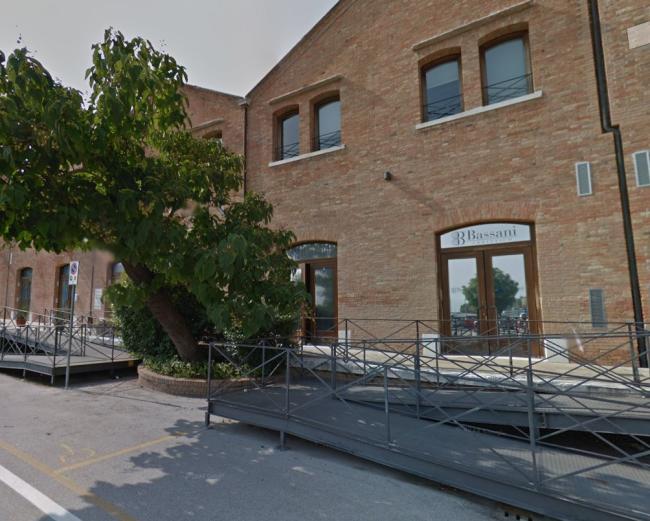 Sede e uffici Bassani a Venezia Santa Marta, in ambito portuale, dal 2002 al 2017